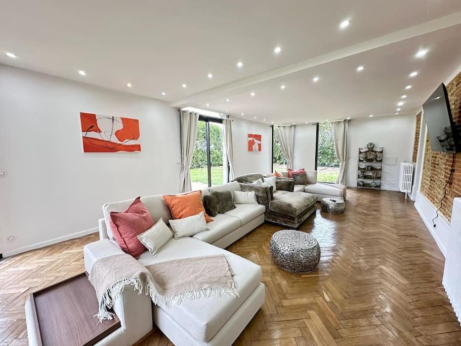 Gite Au Haras La Belle Emanville 外观 照片